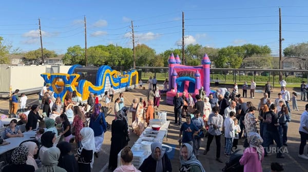 Houston Ramazan Bayramı kutlamalarında Türk toplumu Diyanet Camii'nde (TARF) buluştu.