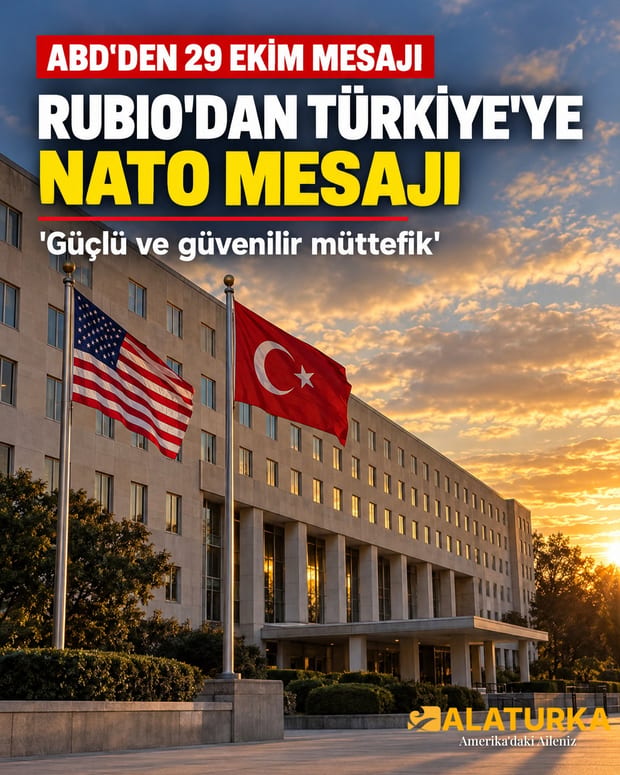 Washington'daki Dışişleri Bakanlığı binasının önünde ABD ve Türk bayrakları dalgalanıyor, arkadaki gökyüzü gün batımı ışığıyla aydınlanıyor (temsilî görsel)
