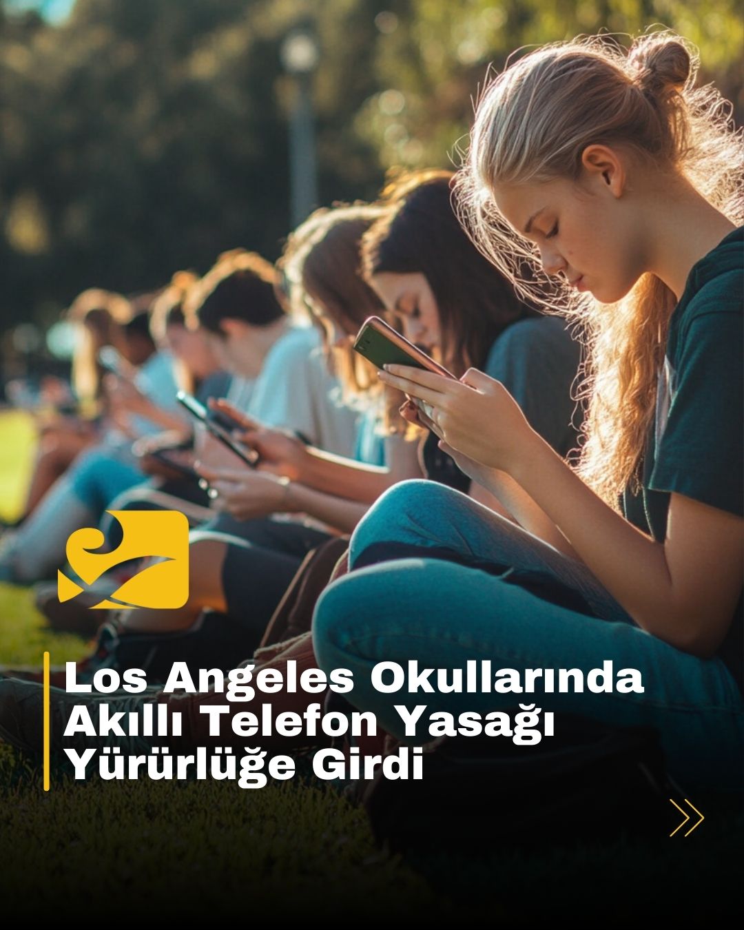 Los Angeles okullarında yürürlüğe giren yeni yasağa göre öğrenciler artık ders saatlerinde telefonlarını kullanamayacak